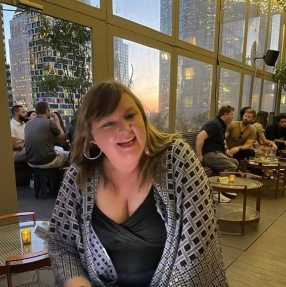 Meet your Posher, Gina - Picture 1 of 1